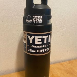 Yeti 26oz Rambler